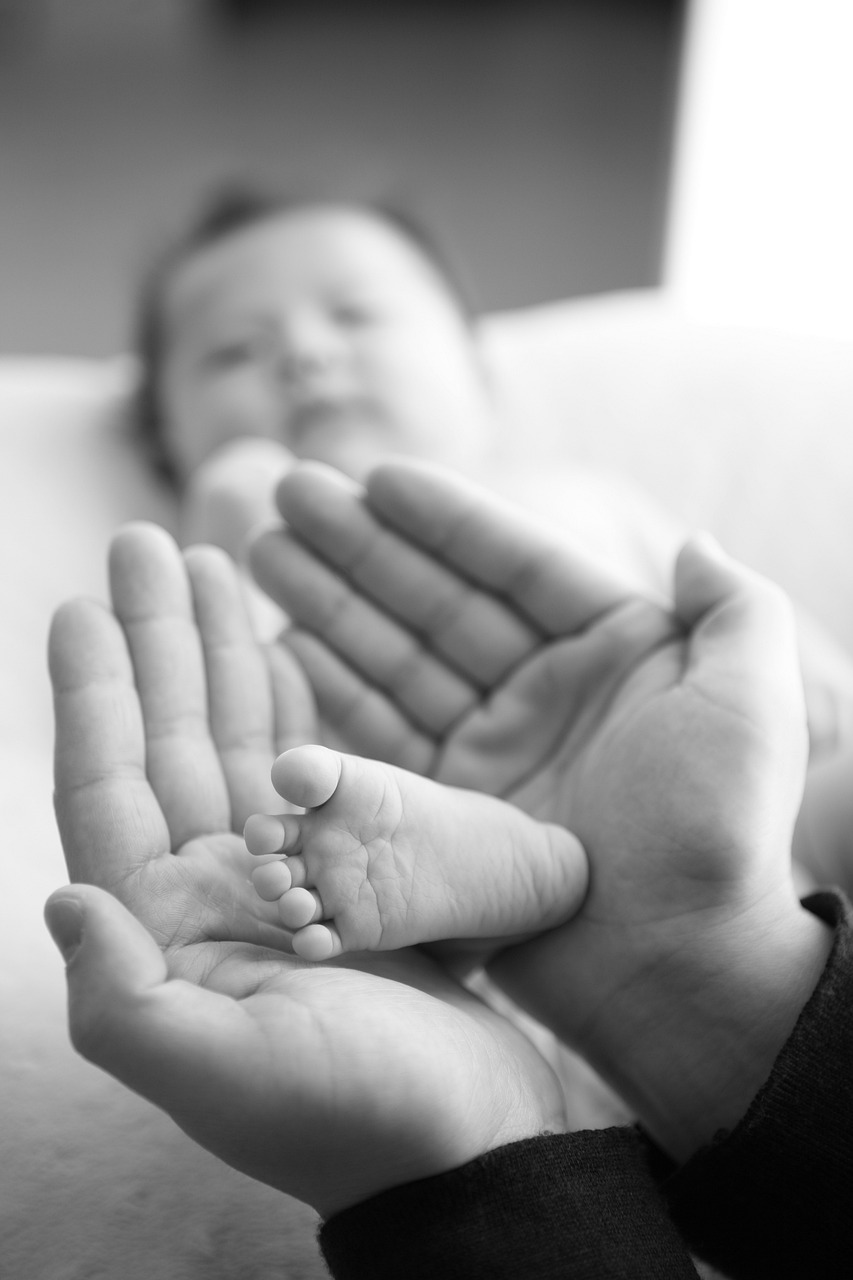baby, foot, hands, Black and white